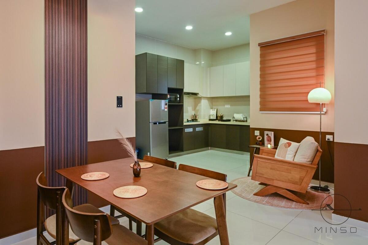Kingsbay B #5Pax #Vintagewood #Highfloor Appartement Johor Bahru Buitenkant foto